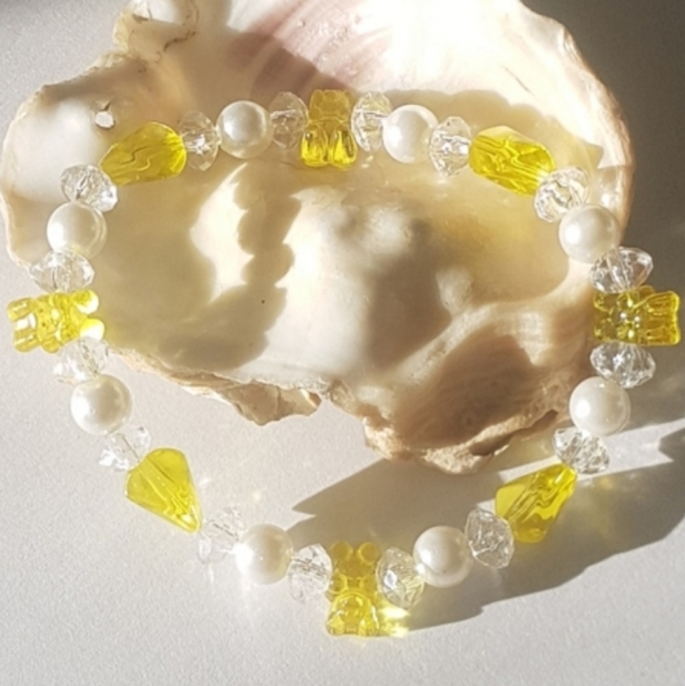 🐻🍋 Lemon Cream Gummy Bear Bracelet